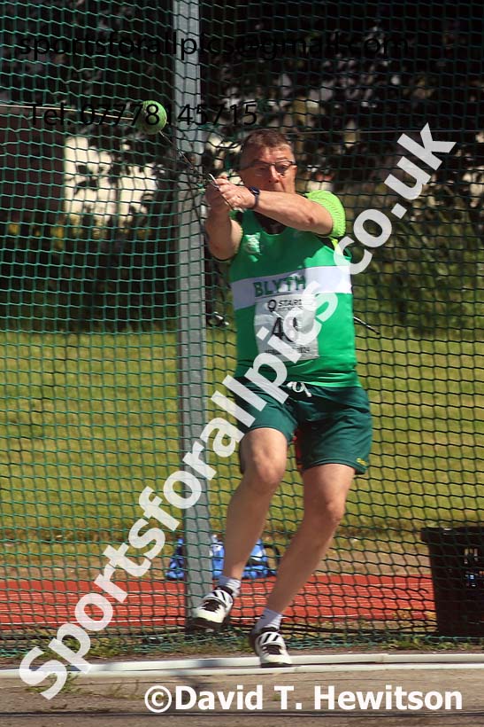 Mens hammer, 2024 NE Masters Track and Field Champs., Monkton Stadium, Jarrow.  Photo: David T. Hewitson/Sports for All Pics